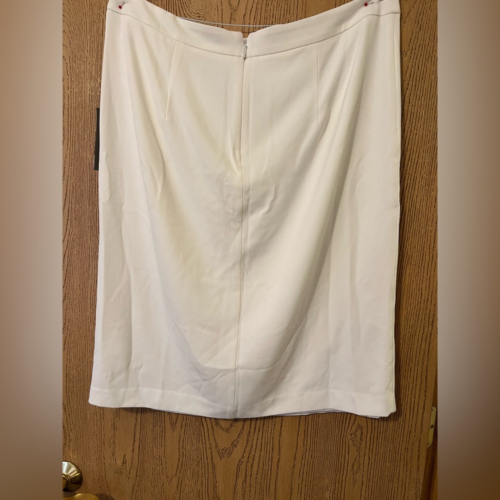 Eva Mendes for New York & Company Cream Pencil Skirt